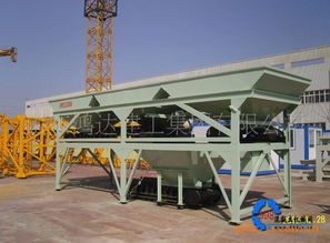 鸿达铁力士 驰名品牌的12方混凝土搅拌运输车，工程建设中的高效利器